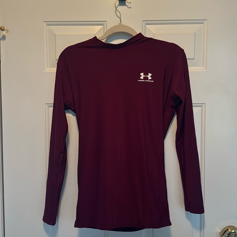 UA maroon long sleeve shirt